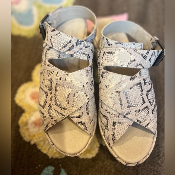 Matisse Runaway Platform Sandals | Women’s Size 7 Snakeskin Platforms - Picture 4 of 11